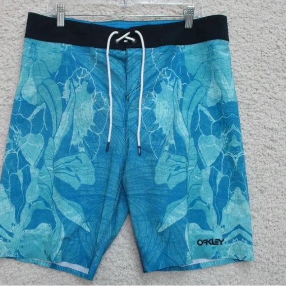 NWT OAKLEY Blue Channel Floral Board Shorts Swim trunk Hawaiian 4 way stretch - Picture 2 of 11